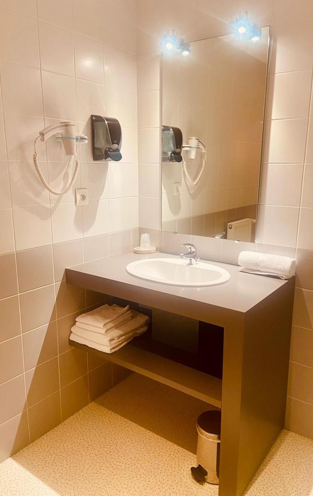 Restaurant Hotel Du Vercors Saint-Martin-en-Vercors Екстериор снимка